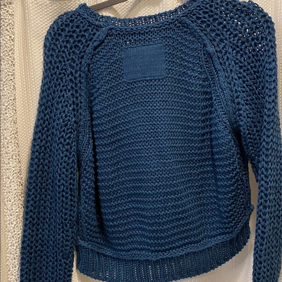 WE THE FREE MAJOLICA BLUE ESSENTIAL KNIT LINEN CREW SWEATER HEIRLOOM COLLECTION - Picture 9 of 9